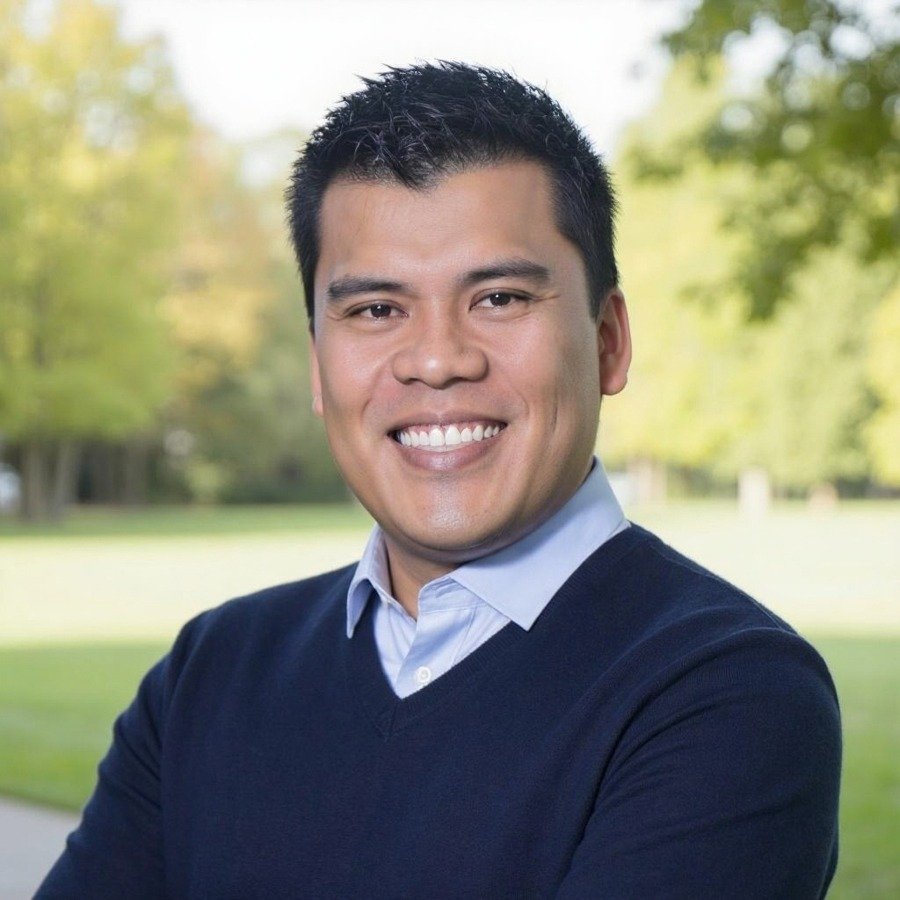 Professional portrait of Jose Ayon Wu